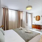 Bluestay 115 - Superbe Appartement A Paris